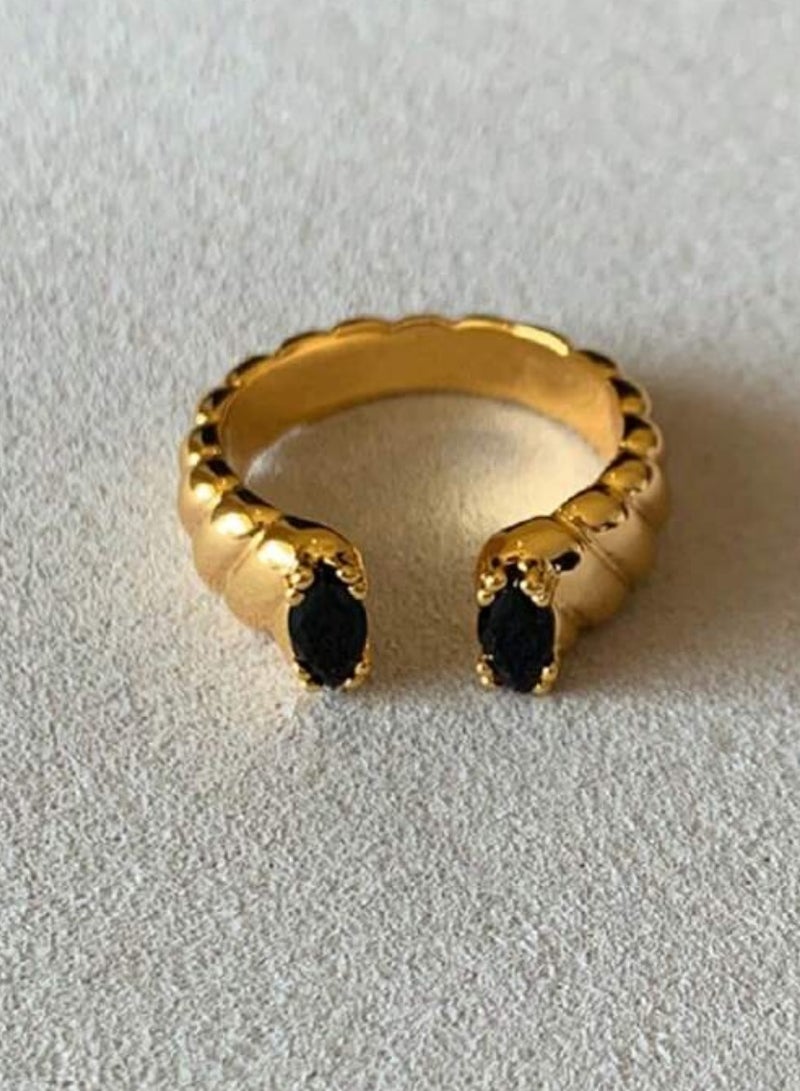 إيكوال خاتم نسائي أنيق من الاستانلس ستيل مطلي باللون الذهبي بمقاس موحد - Image 2