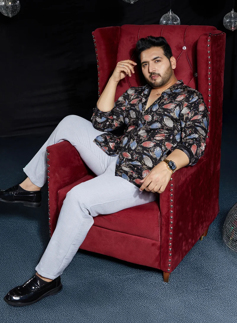 Instafab Plus Instafab Plus Men's Onyx Black Bloom-Traces Regular Shirt For Casual Wear | Spread Collar | Long Cuffed Sleeves | Button Closure | Plus Size Shirt Crafted With Comfort Fit For Everyday Wear