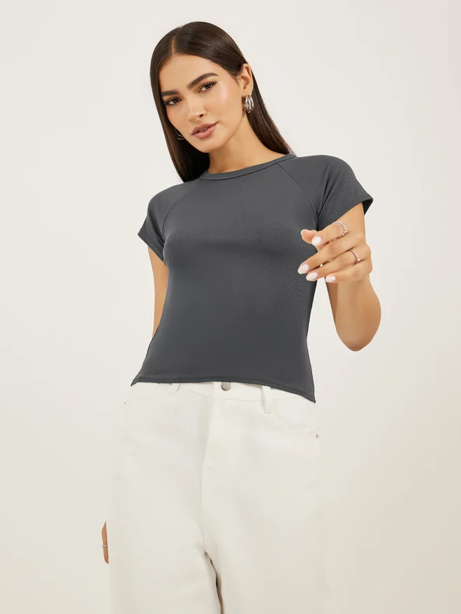 Styli Styli Plain Short Sleeve Fitted T-Shirt