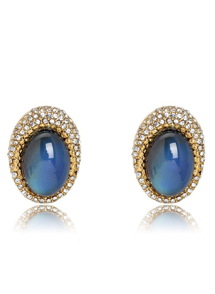 xozgdovg Full of diamond glass warm stud earrings  - Image 1