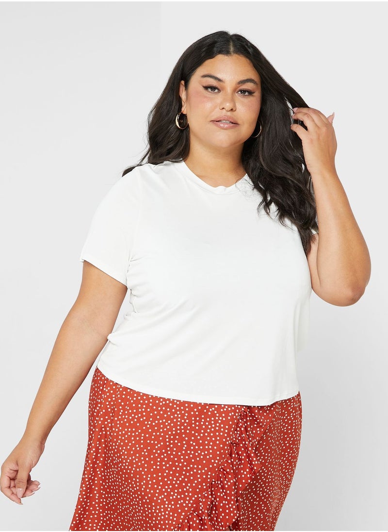 Vero Moda Curve Crew Neck Knitted Top  - Image 1