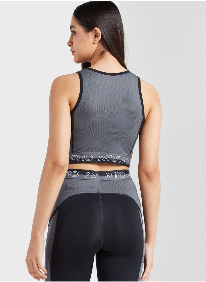 Nike - Dri-Fit Pro Femme Cropped Top - Image 1