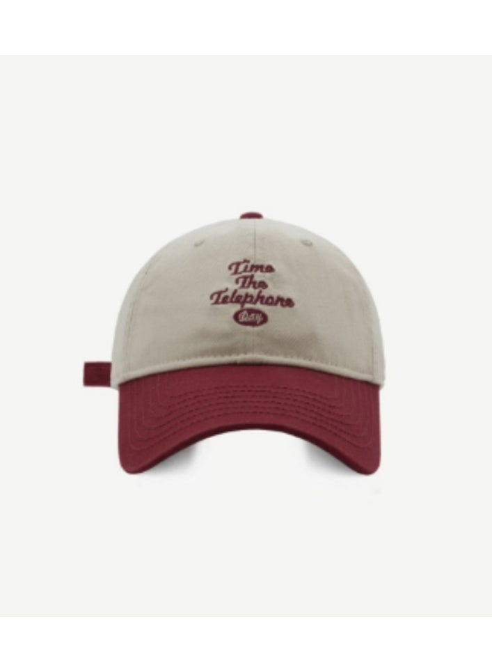 VANS قبعة بيسبول بتدرجات البيج والبرغندي مع نص مطرز "وقت الهواتف" 55-60 سم