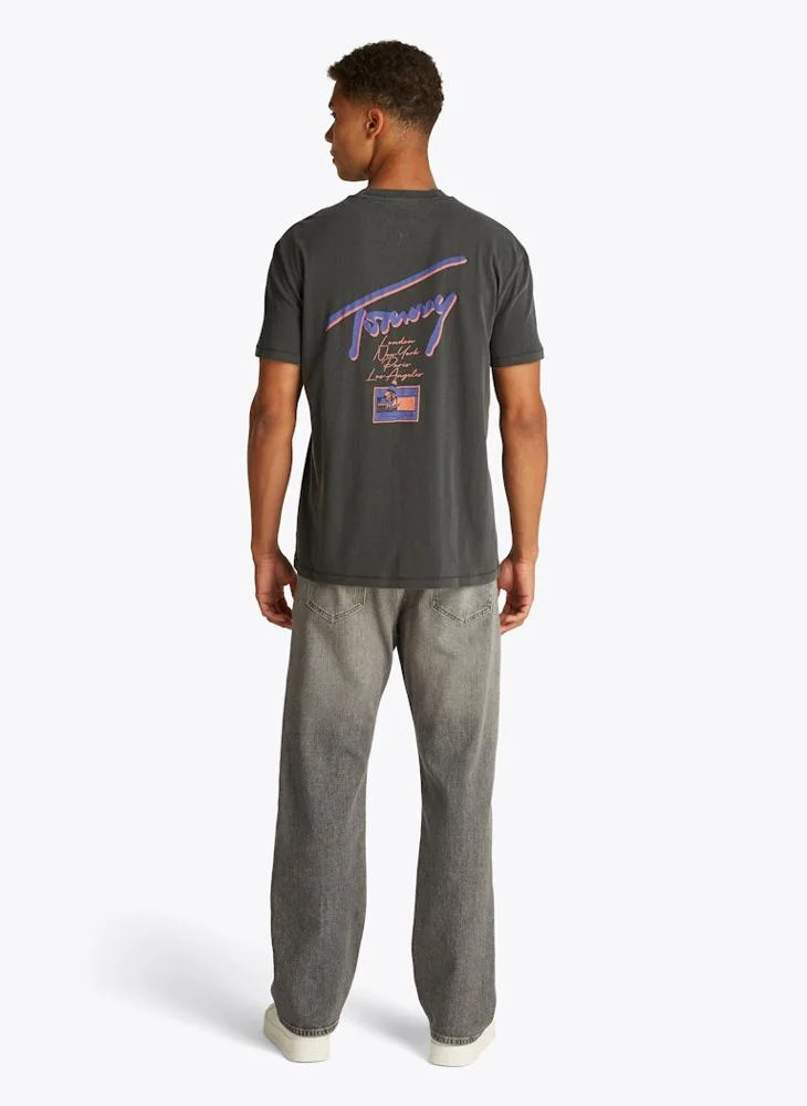 TOMMY JEANS Graphic Crew Neck T-Shirt