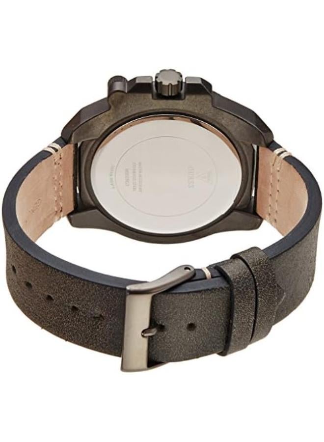 GUESS men’s Chongreph leather watcH W0659G3 - Image 2