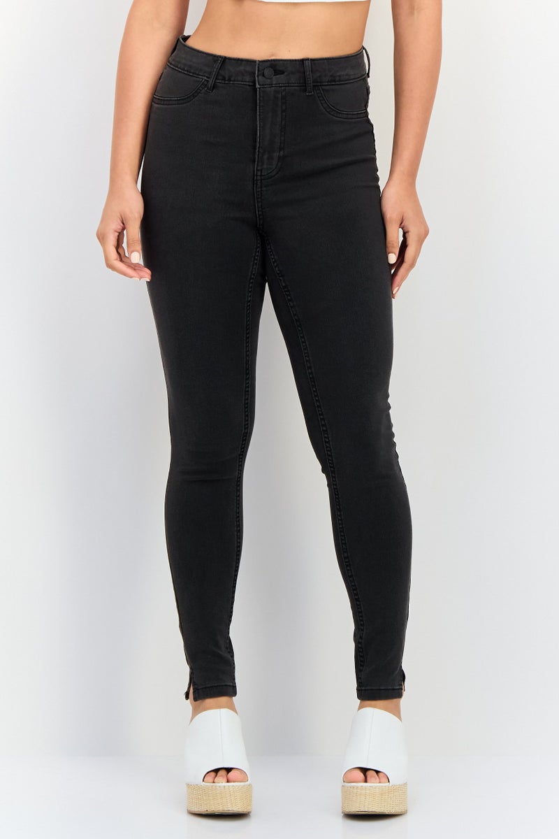JDY Women Skinny Fit Solid Stretchable Straight Jeans, Black - Image 1