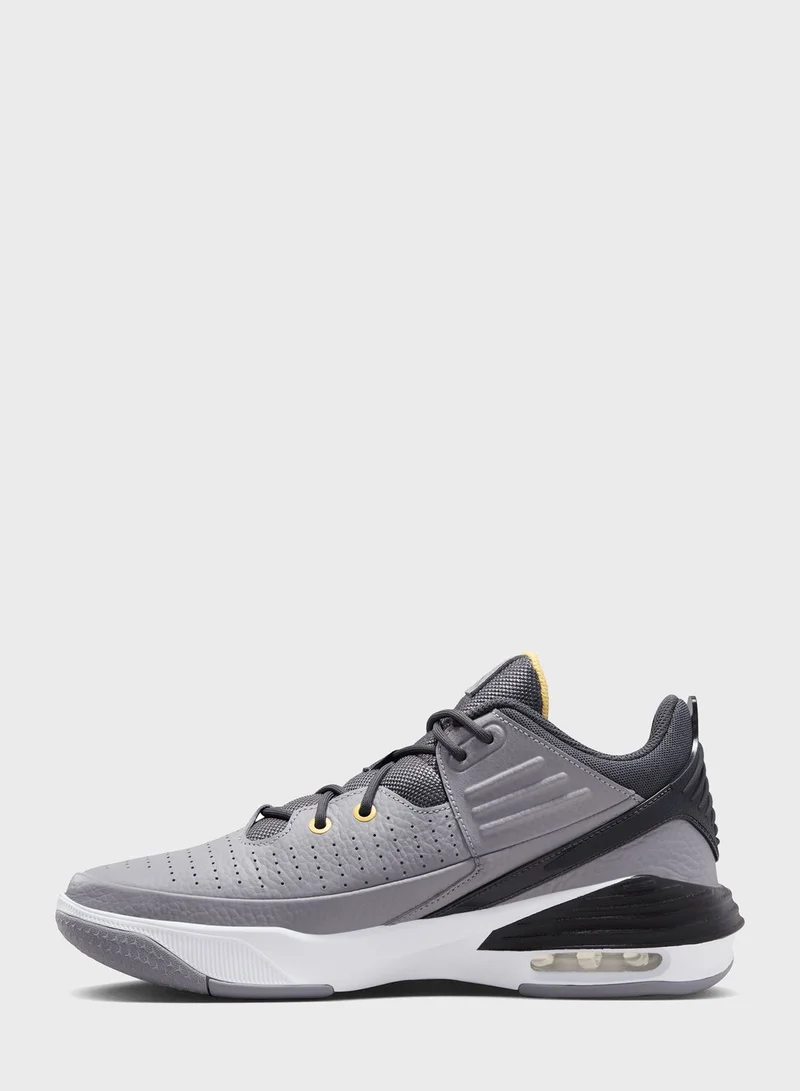 Jordan Jordan Max Aura 5