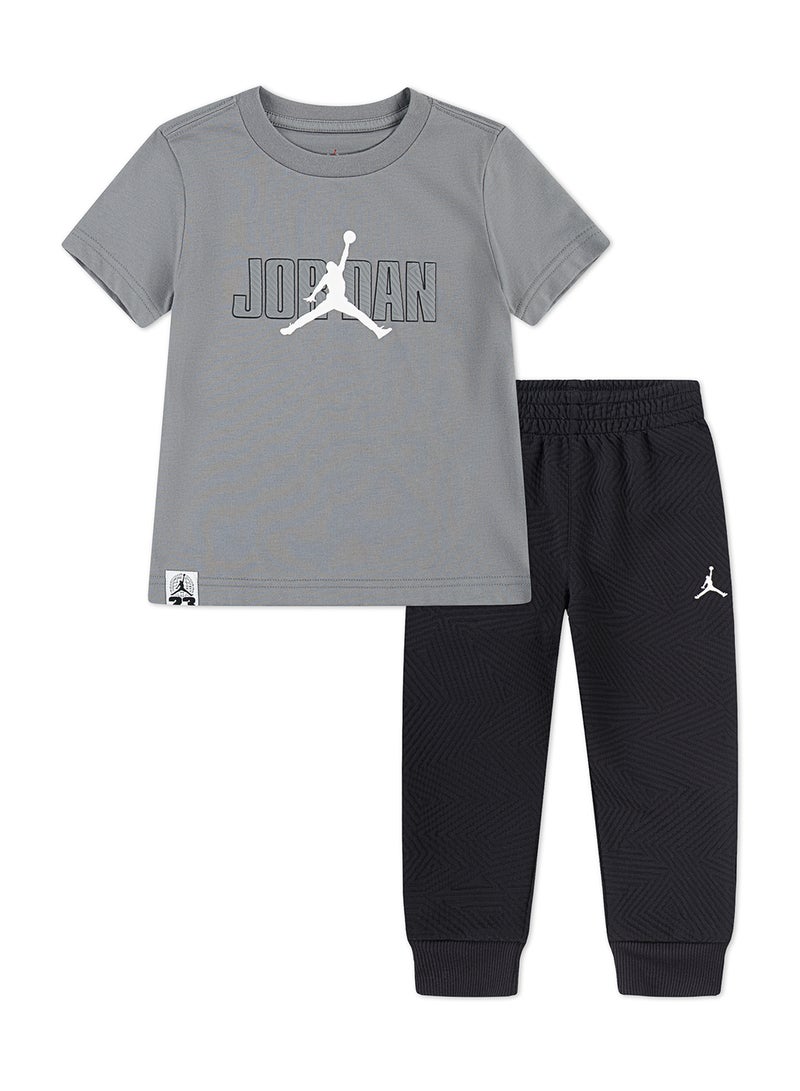 نايكي طقم بناطيل مدرسية وحذاء رياضي للأطفال الرضع - Image 1