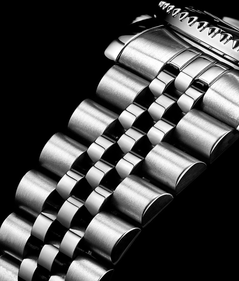 Stuhrling Original ساعة ستورلينج الأصلية للرجال بحزام جوبيلية من الفولاذ المقاوم للصدأ، توقيت مزدوج وتاريخ مع تاج لولبي - Image 4