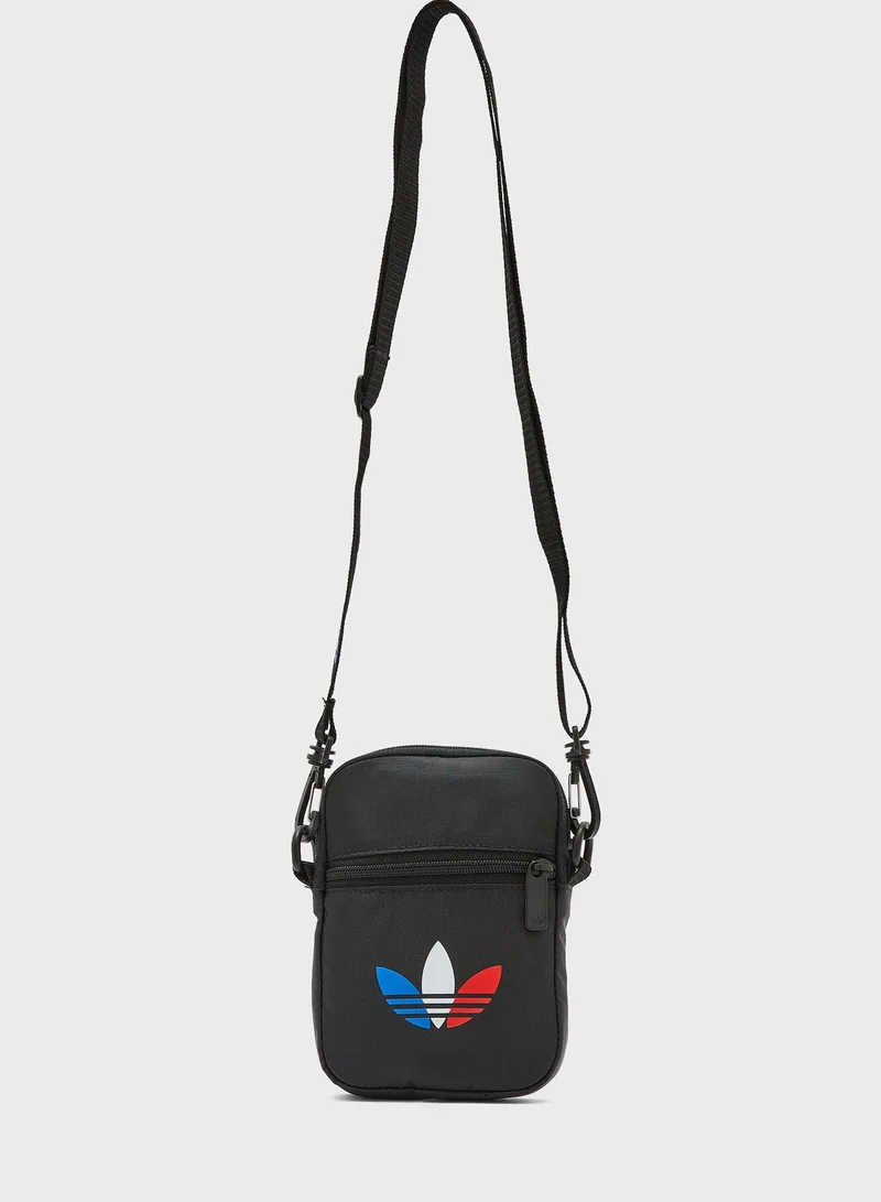 adidas Originals adicolor Messenger