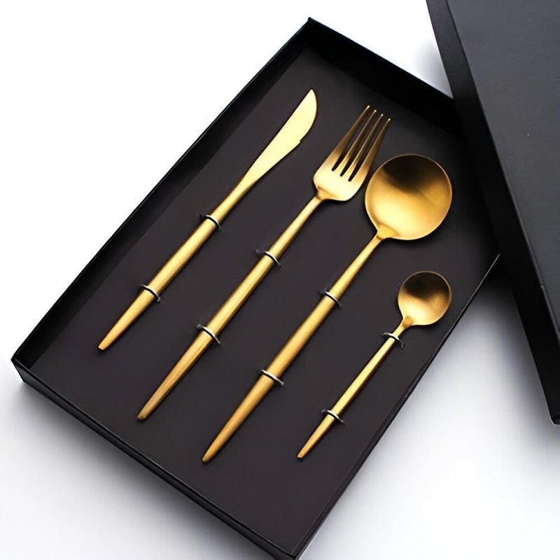Gold Plated Tableware - Enhance your table setting with a premium gold-plated stainless steel cutlery set, perfect for entertaining guests at home or in restaurants during festive gatherings. (8 pcs) - Image 2