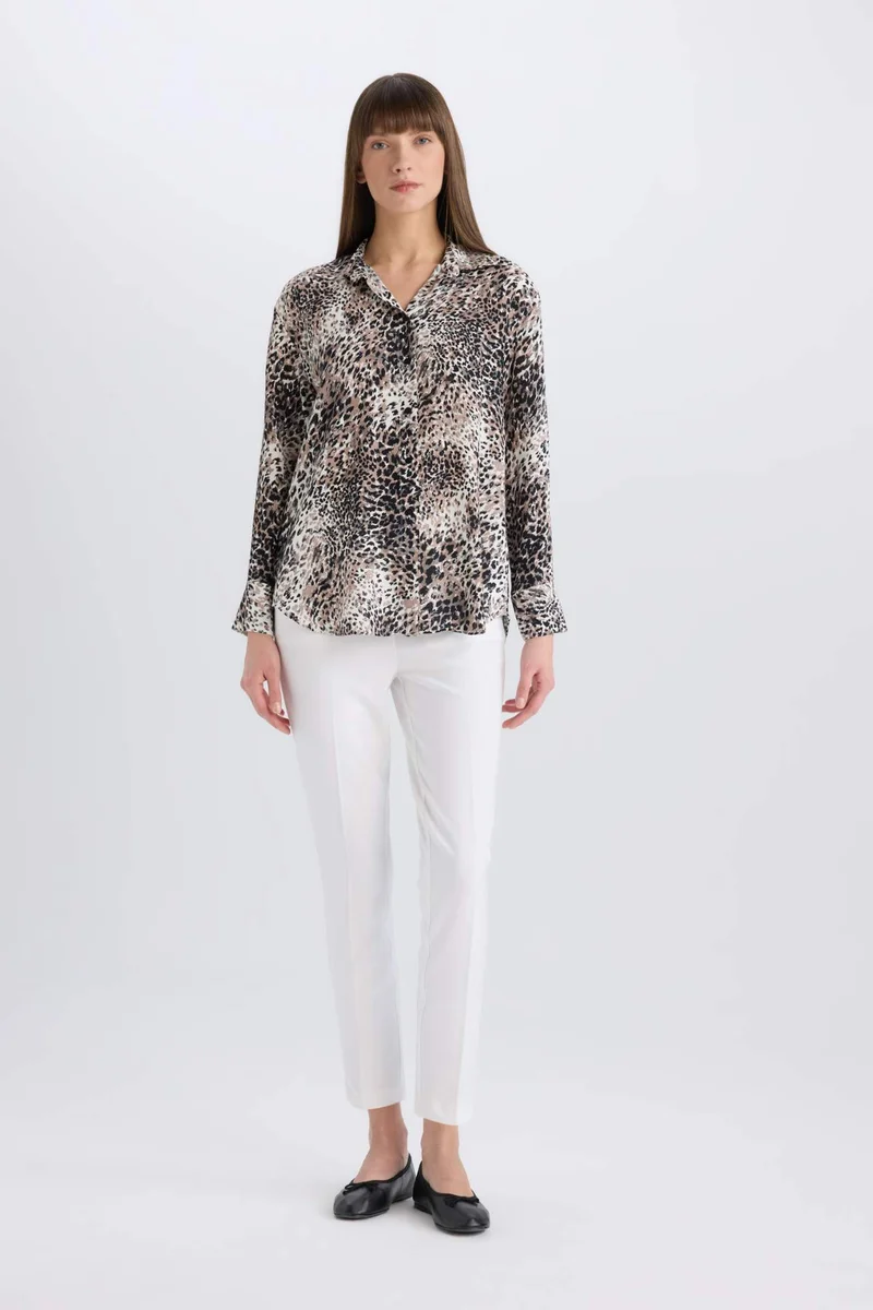 ديفاكتو Oversize Shirt Collar Animal Long Sleeve Shirt