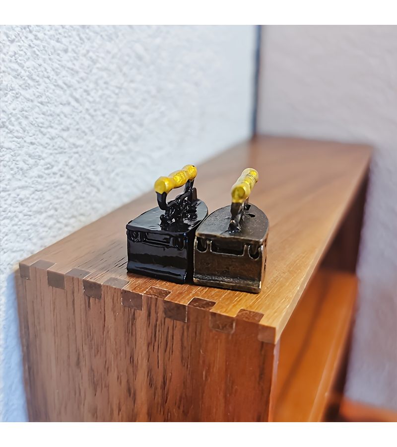 Black Miniature Dollhouse Iron Replica Decoration Tiny Houses Creative Holiday No Electricity Needed - Image 3