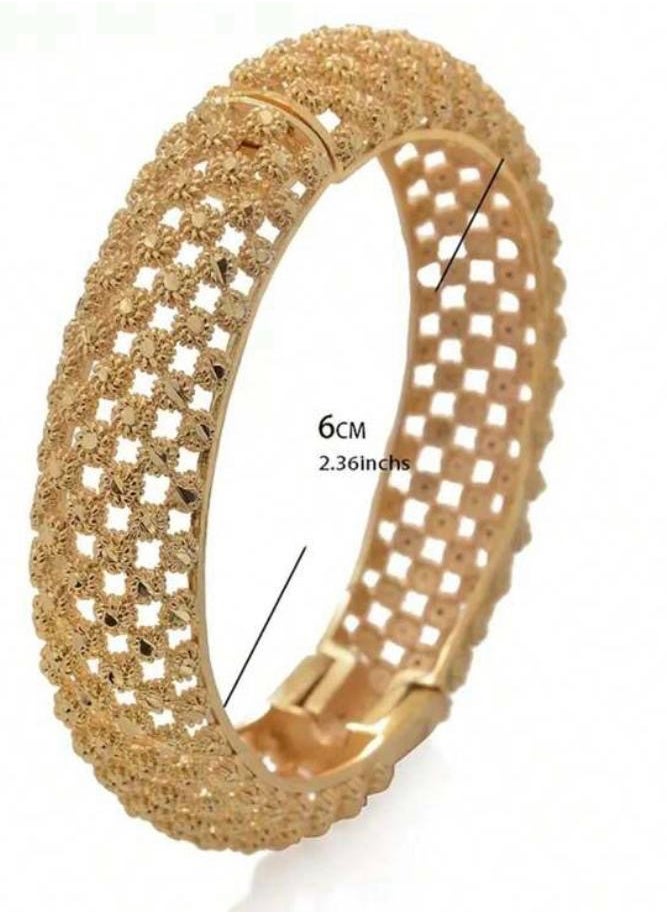 Gold Armour - Elegant 18k Gold Plated Bracelet For Women - Image 1