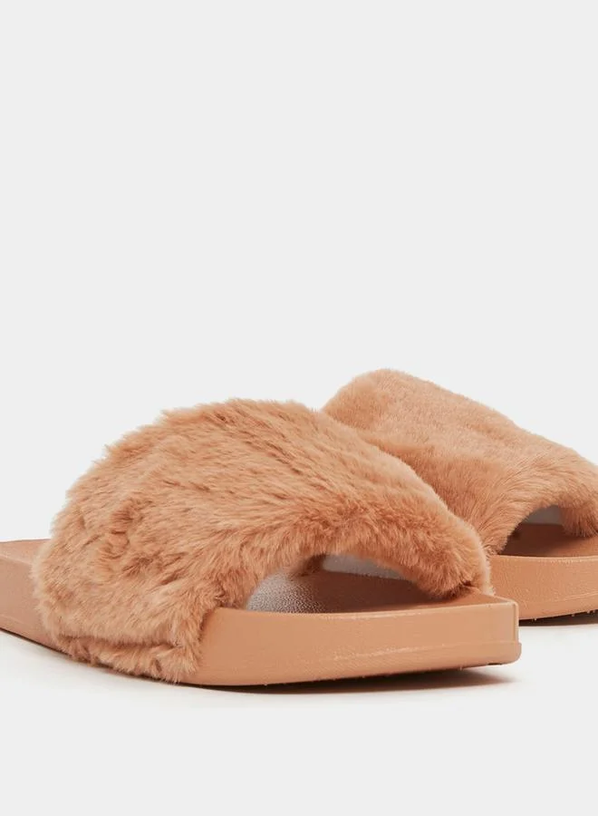 Styli Faux Fur Bedroom Slippers