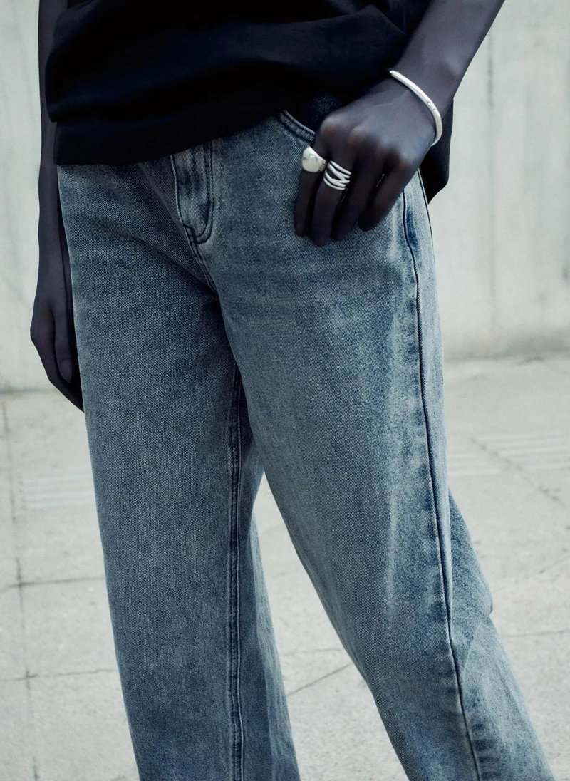Lichi Loose mid-rise jeans