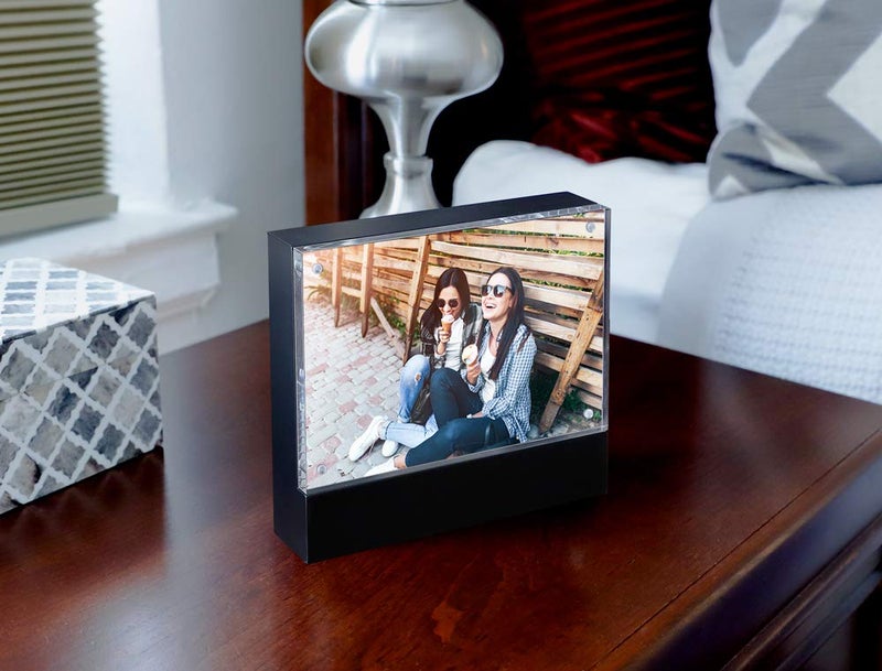 Isaac Jacobs 5” x 7” Black Wood Block Acrylic Picture Frame, Magnetic Photo Frame, Made For Tabletop Display (5” x 7” Black) - Image 5