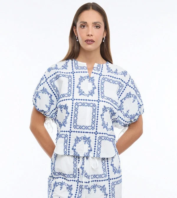 بي سي بي جي BCBG-ENGLISH EMB BLOUSE