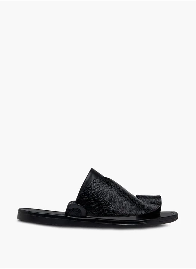 ال بي ال من شو اكسبرس Men's Textured Slip-On Arabic Sandals with Toe Loop Detail Ramadan Collection