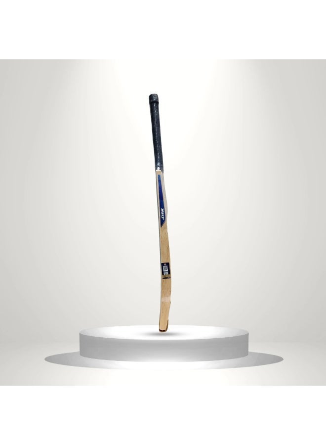 MRF Champion Kashmir Willow Cricket Bat – Short Handle - Image 2