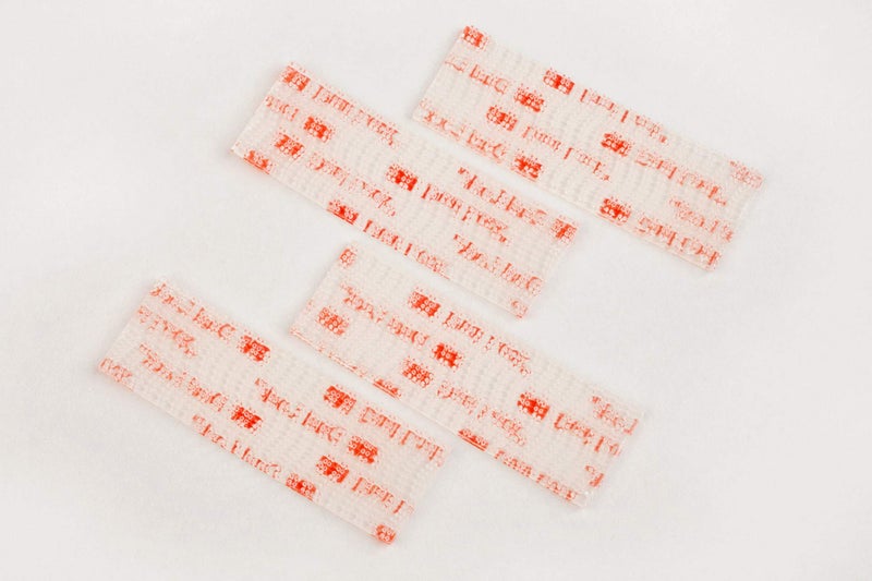 Scotch Extreme Interlocking Fasteners, 4 Strips, 1" x 3", Delivers Powerful Bond on Contact, Weather, Dirt & UV Resistant, 1 Set Holds 2 lbs., Designed with Reclosable Dual-Lock Technology (RFD7090) - Image 4