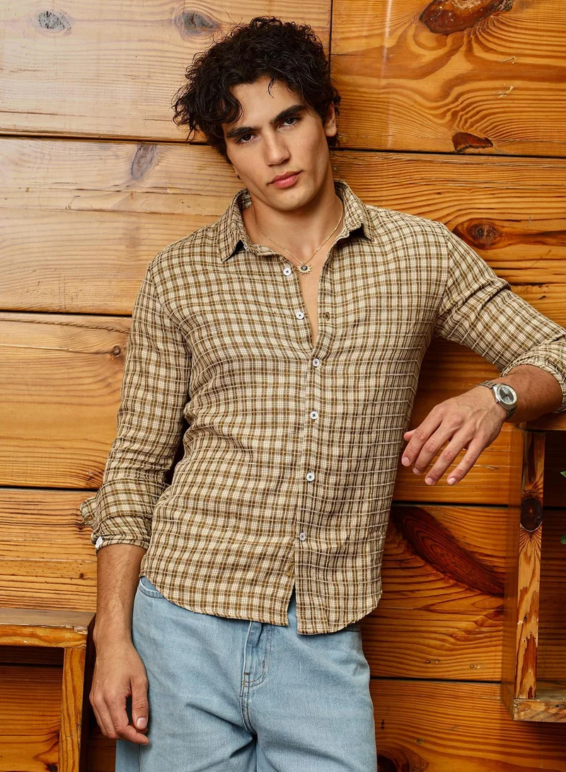 Campus Sutra Men's Chocolate Brown Micro-Plaid Shirt For Casual Wear | Spread Collar | Long Cuffed Sleeves | Button Closure | Shirt Crafted With Comfort Fit For Everyday Wear