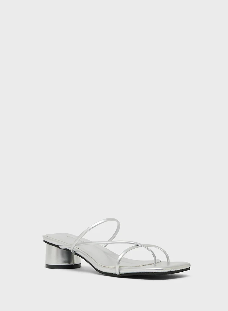 ايلا Low Heeled Sandal