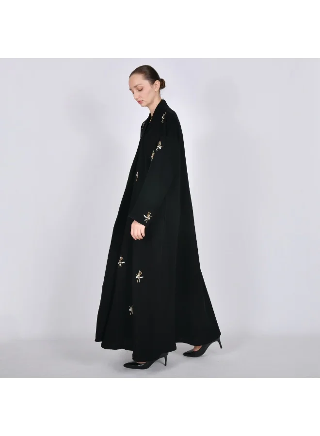 HAWRAA ABAYA Black wrap abaya with a quarter-circle cut, decorated with embroidery