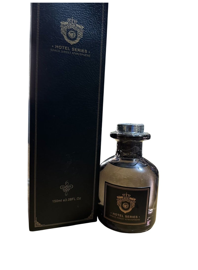 A wonderful perfume bottle made of strong, high-quality glass - Image 1