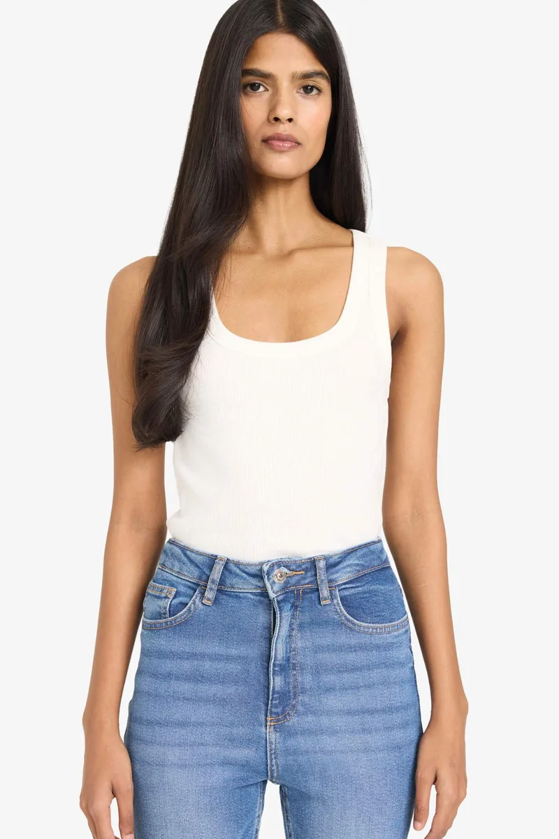 ديفاكتو Slim Fit Camisole U Collar Tank Top