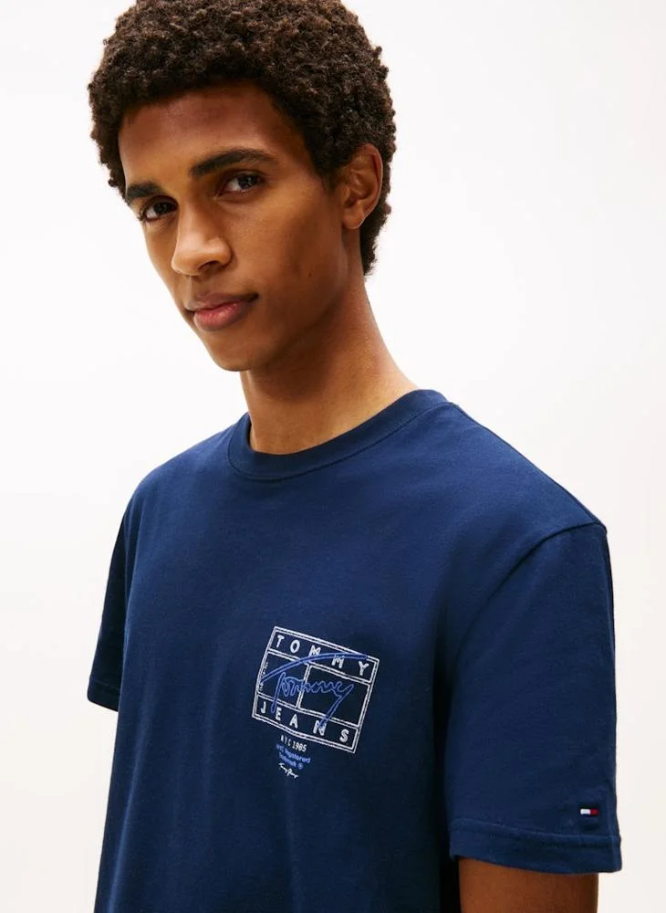 Tommy Jeans Dark Night Navy Regular Sign Spray T-Shirt for Men | Best Price UAE