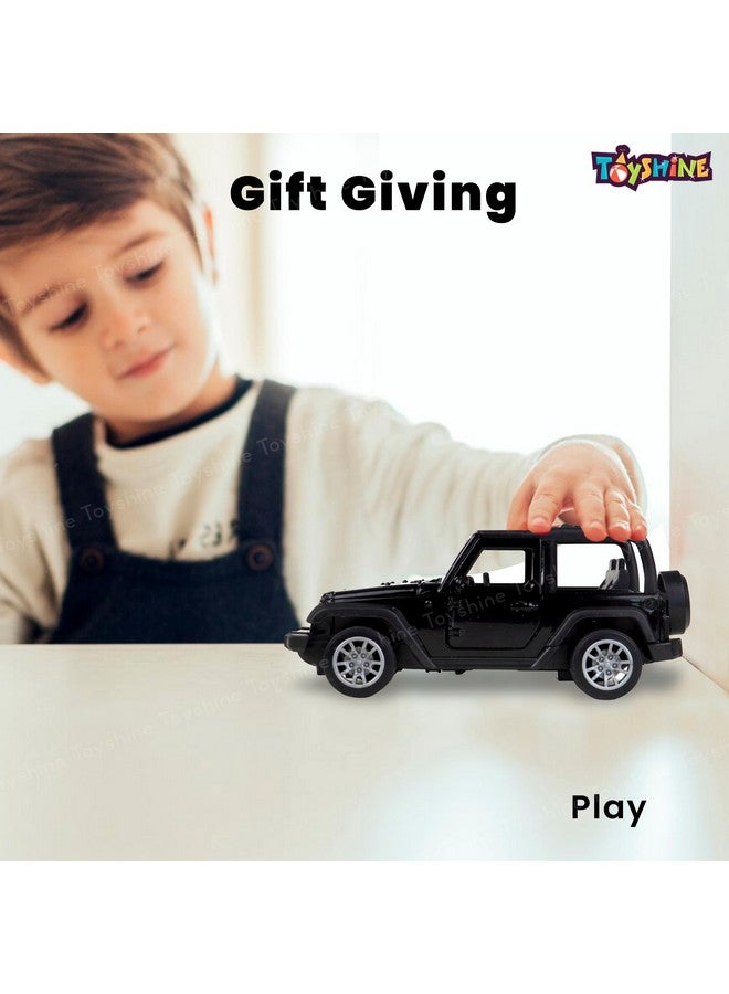 Toyshine سيارة لعبة طراز ثار مقياس 1:32 مصنوعة من المعدن مع وظيفة السحب للخلف وميزة فتح الأبواب للأطفال من 3 سنوات فما فوق، باللون الأسود - Image 3