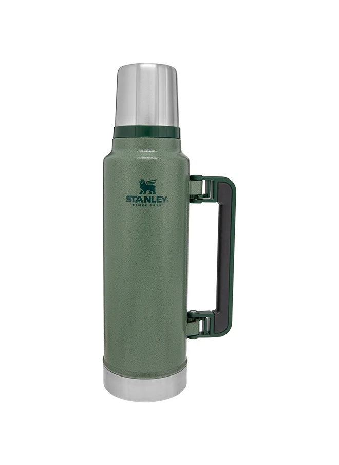 ستانلي Stanley Classic Legendary Bottle 1.4L / 1.5QT Hammertone Green â€“ BPA FREE Stainless Steel Thermos | Hot for 40 Hours | Leakproof Lid Doubles as Cup | Dishwasher Safe | Lifetime Warranty