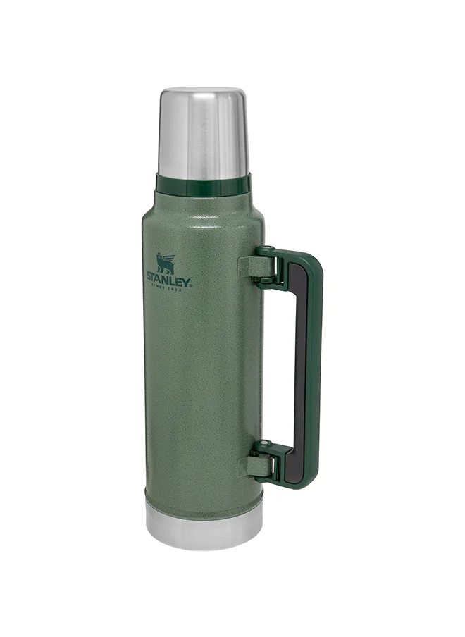ستانلي Stanley Classic Legendary Bottle 1.4L / 1.5QT Hammertone Green â€“ BPA FREE Stainless Steel Thermos | Hot for 40 Hours | Leakproof Lid Doubles as Cup | Dishwasher Safe | Lifetime Warranty