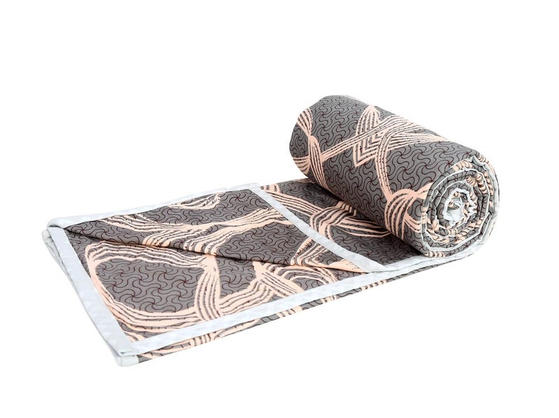 RD TREND TC - 210 Glace Cotton Reversible Dohar for Single Bed Supersoft AC Blanket Single Bed Color-Beige - Image 1