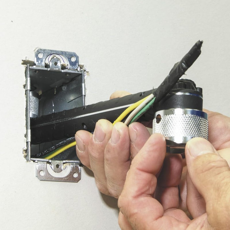 Klein Tools 56999 Conduit Locknut Wrench For 1/2-Inch And 3/4-Inch Connectors  Direct Drive Heads Rotate - Image 5