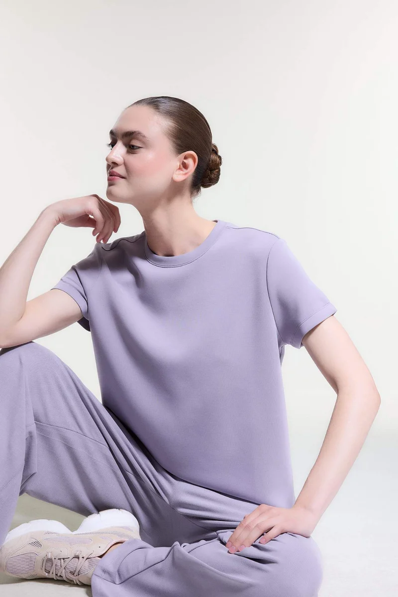 ديفاكتو Standard Fit Crew Neck Modal Sports T-Shirt