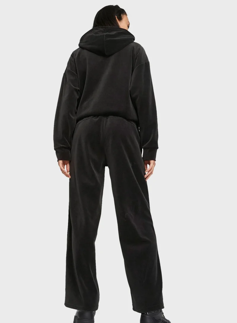 PUMA Essential Elevated Velour Straight Pants