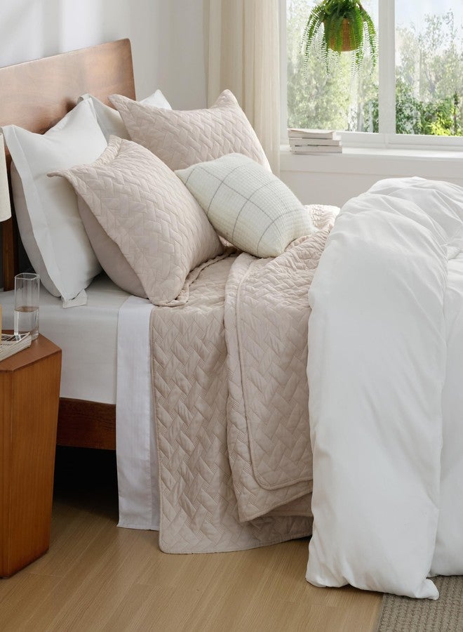 Bedsure Quilts Queen Size - Lightweight Bedspreads Queen Size with Basket Weave Pattern, Soft Quilt Bedding, Light Beige Comforter Coverlet for All Seasons (90" x 96") - Image 4