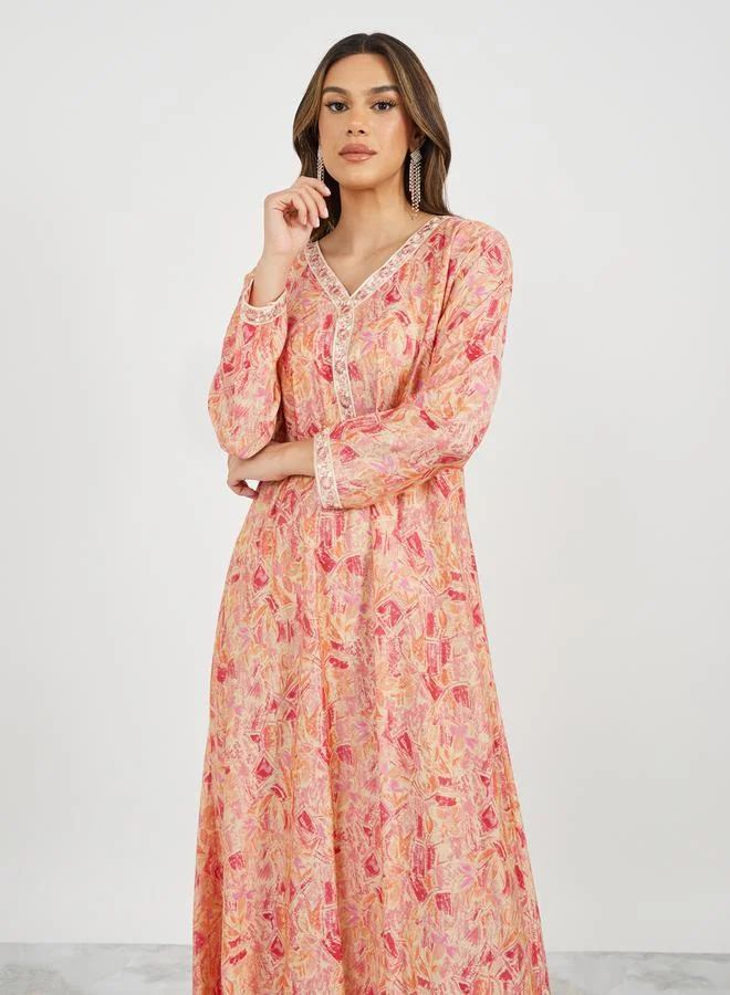 ستايلي جلابية مطرزة بطبعة V-Neck A-Line