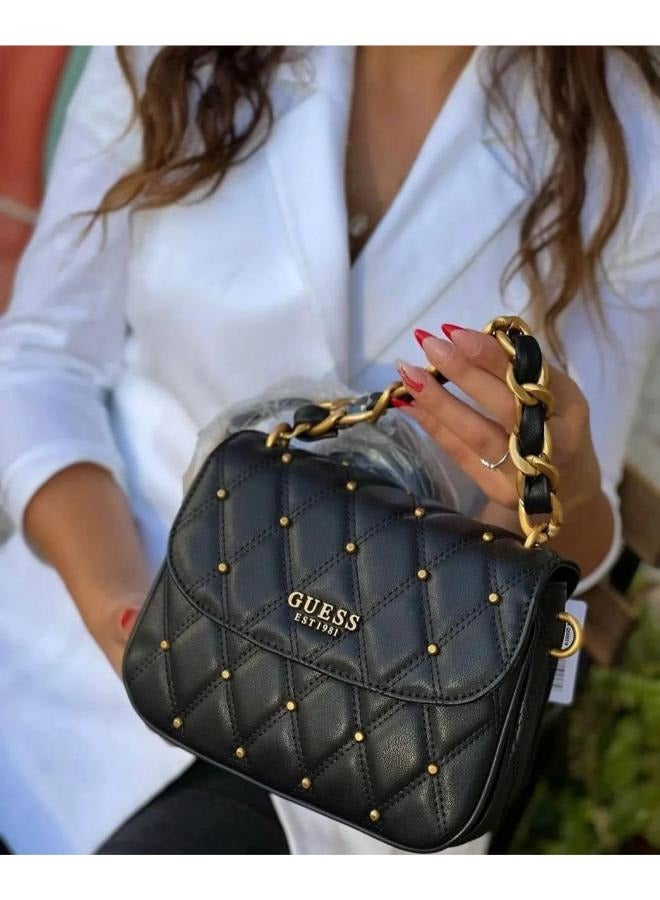 GUESS A distinctive Guess bag for women  - Image 4