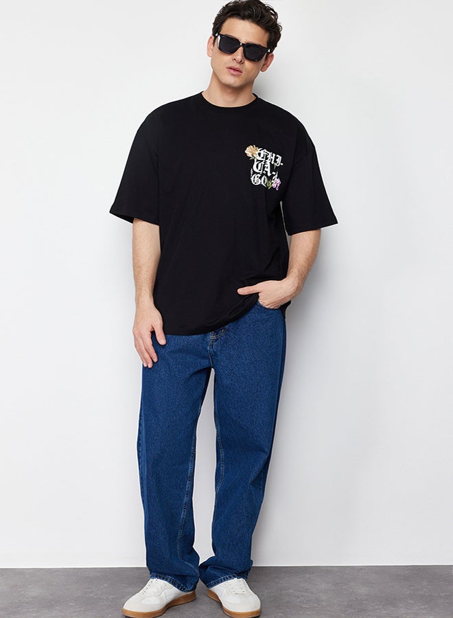 trendyol Black Oversize/Wide Cut Chicago City Printed 100% Cotton Short Sleeve T-Shirt TMNSS24TS00167  - Image 1