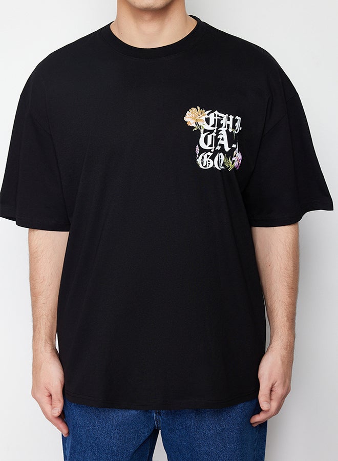 trendyol Black Oversize/Wide Cut Chicago City Printed 100% Cotton Short Sleeve T-Shirt TMNSS24TS00167  - Image 3