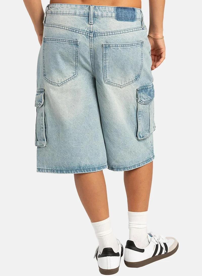 YUNIQEE Blue Regular Fit Low-Rise Cargo Styles Shorts