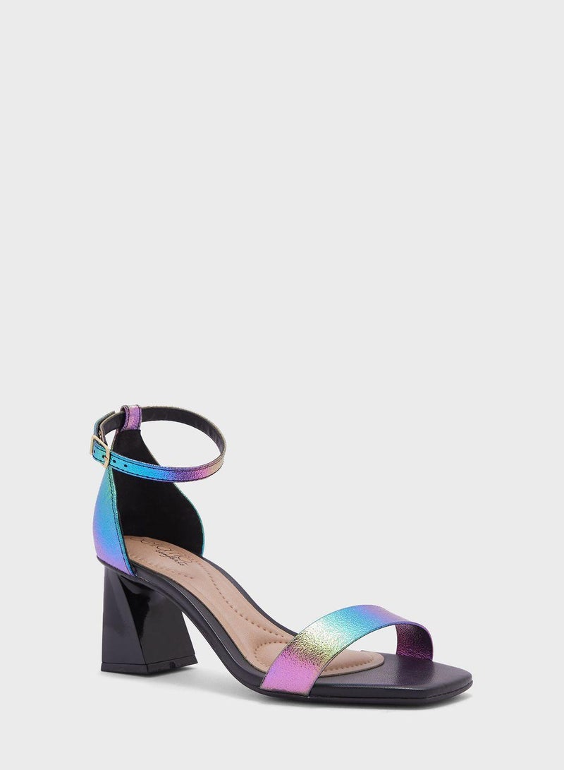 Beira Rio Summer Multi Strap Mid Heel Sandals - Image 2