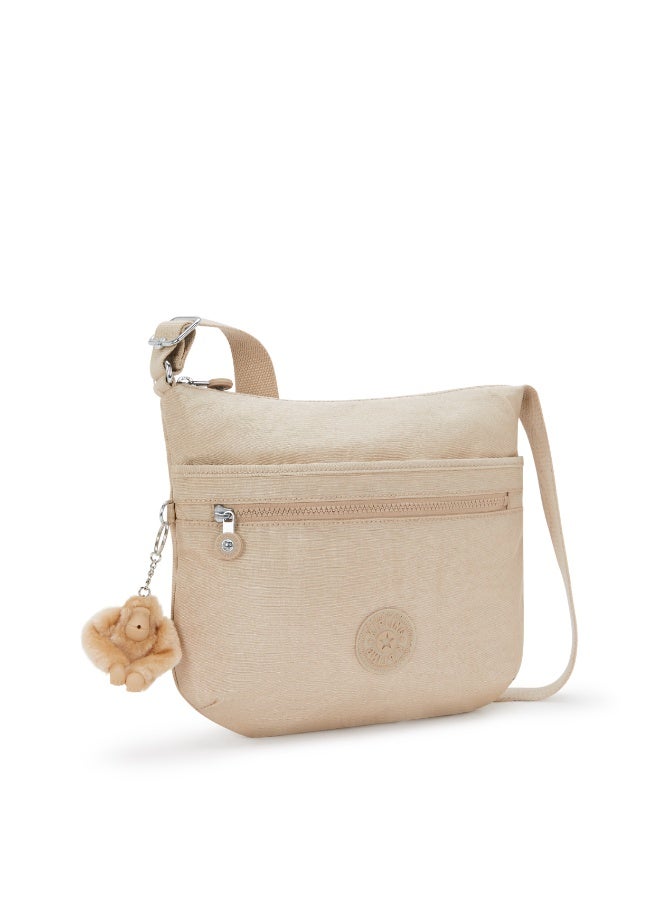 كيبلينغ حقيبة أرتو متوسطة كروس بودي بلون بيج لامع - Image 4