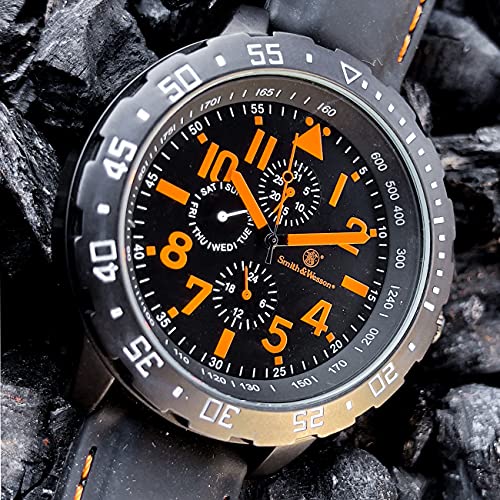 Smith & Wesson Men's Calibrator Watch, 5 ATM, Stainless Steel Caseback, Black Rubber Strap, Blue Numbers, Tactical Watch, Precision Quart, Scratch Resistant, Father's Day Gift, 51mm - Image 5