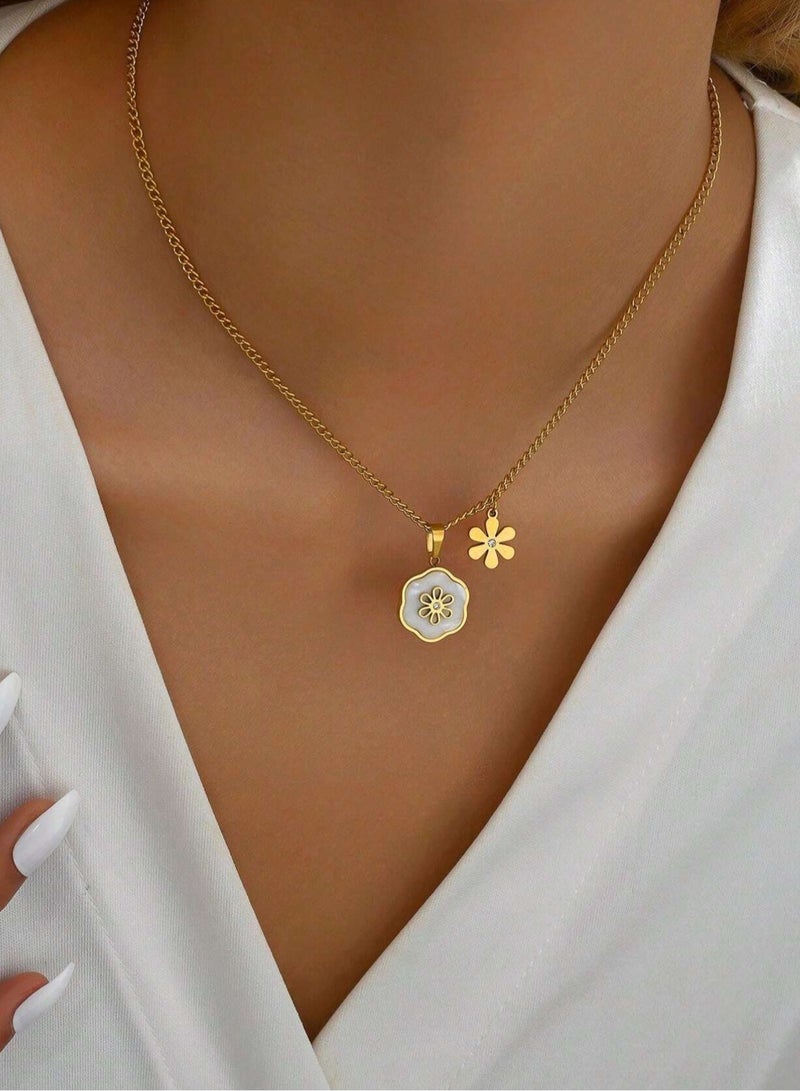 إيكوال سلسال نسائي مصنوع من الاستانلس ستيل مطلي باللون الذهبي - Image 3