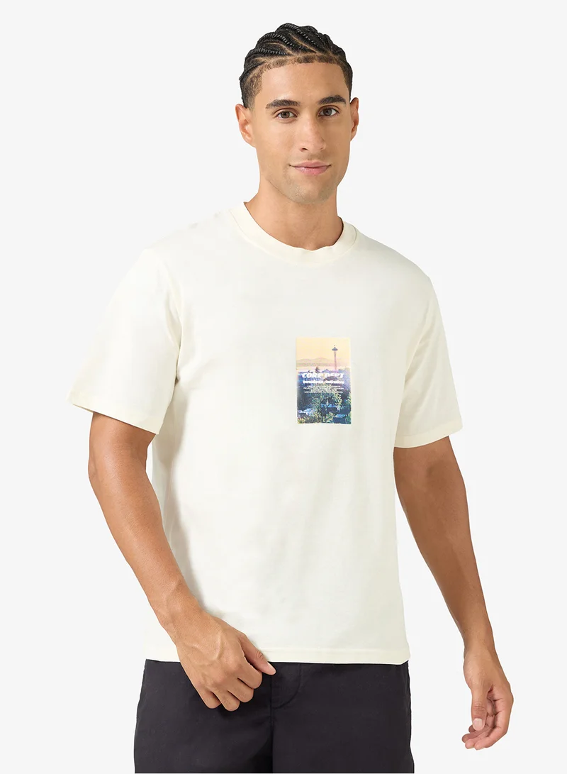 JACK & JONES Graphic Crew Neck Regular Fit T-Shirt