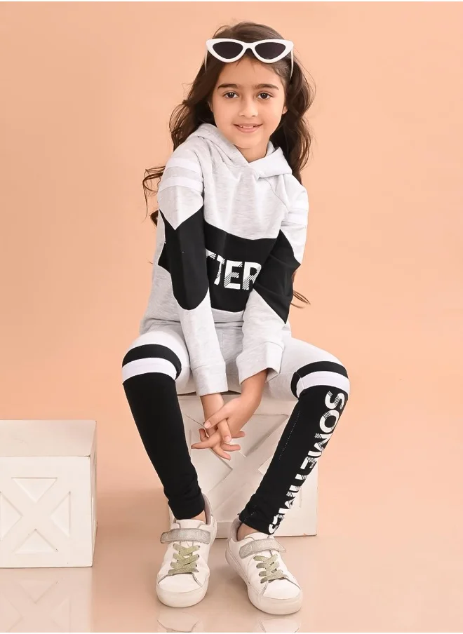 ليل بيكس Girls Sweatshirt with Jogger Set